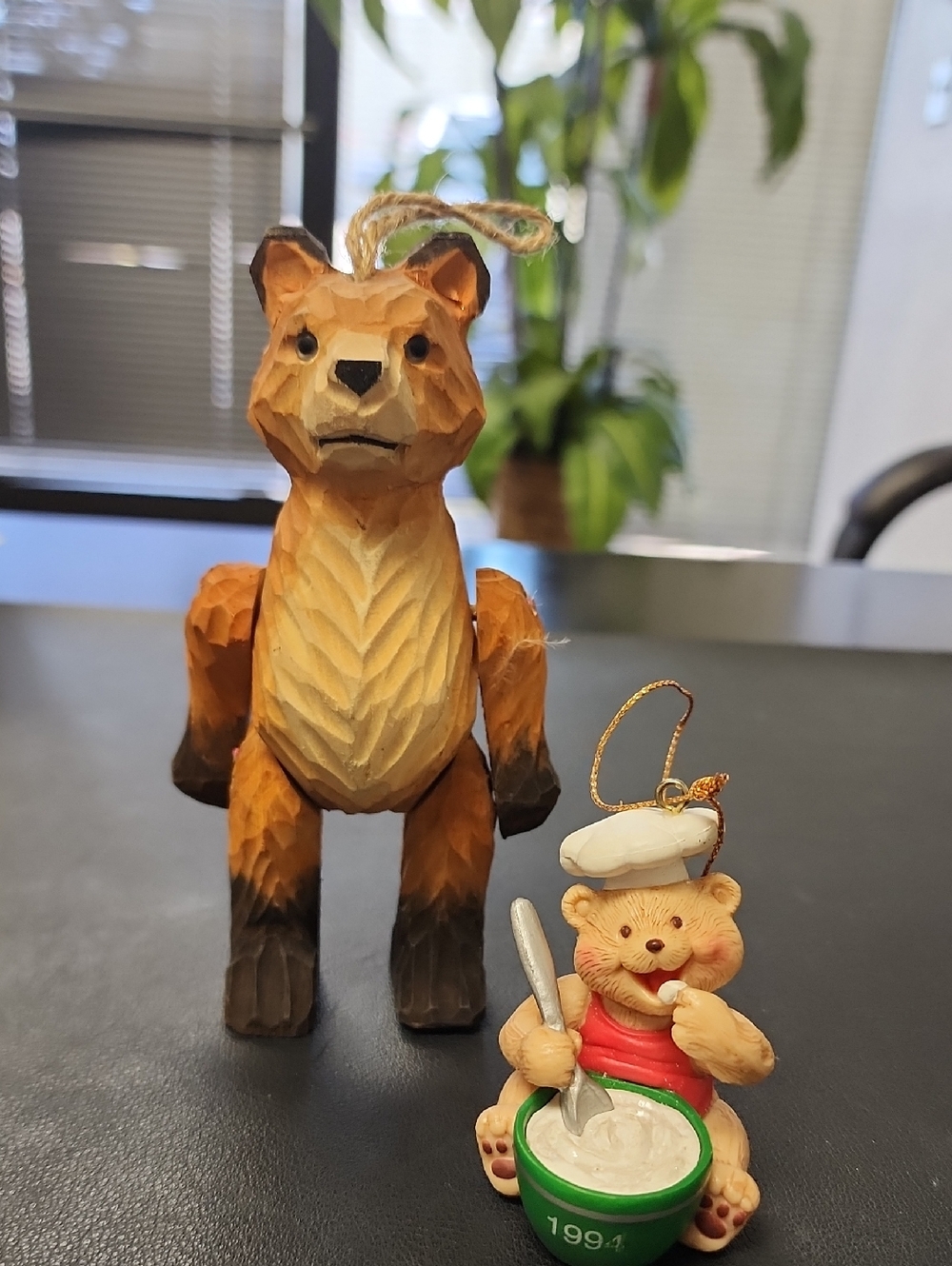 🥳 Carved Wooden Teddy Bear Christmas Ornament Red Ribbon Jointed